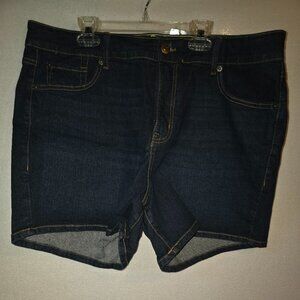 TORRID Blue Jean Shorts NWT